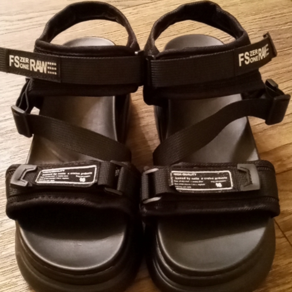 Platform sandals